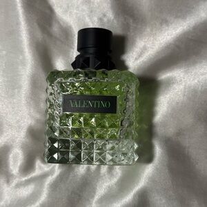 Valentino born in Roma green stravaganza